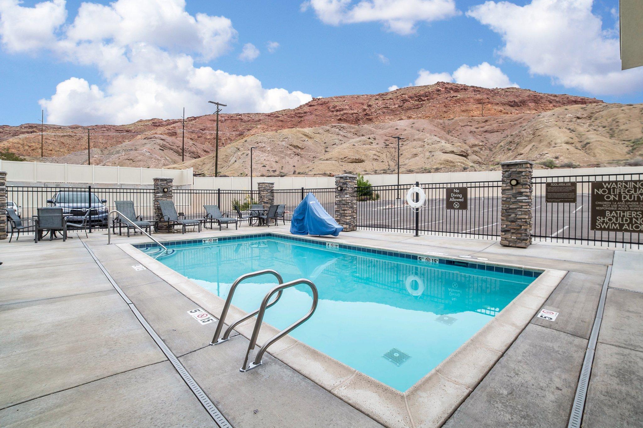 Quality Suites Moab Near Arches National Park Экстерьер фото