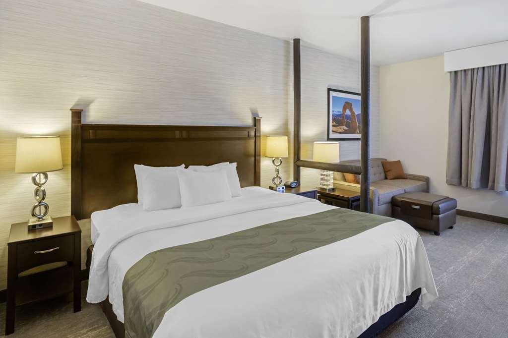 Quality Suites Moab Near Arches National Park Номер фото